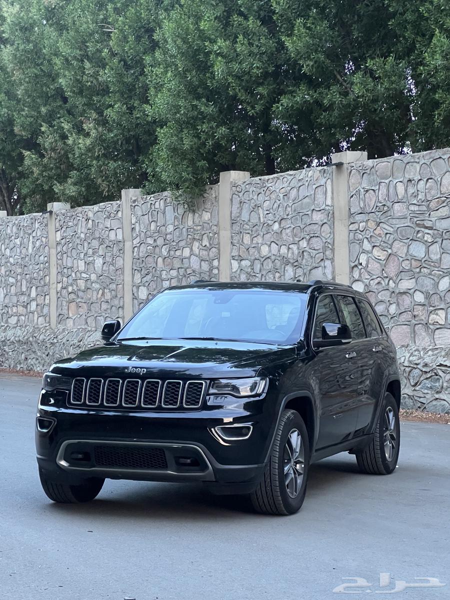 Grand Cherokee 2017 Limited 8 Cylinder63618154955651112