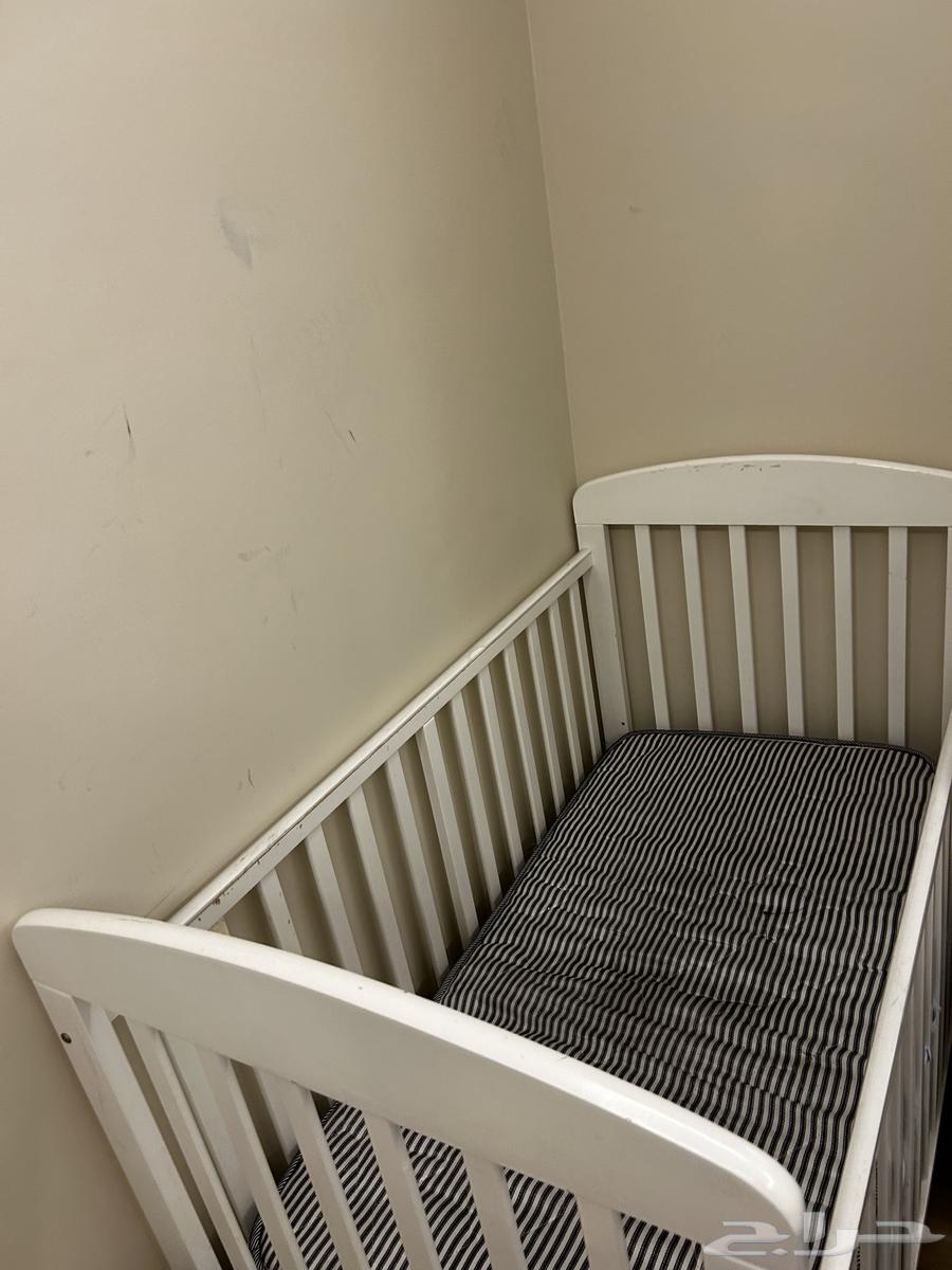 Children's Table and Chair Set64402595177474111