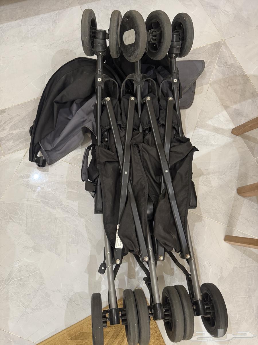 عربة اطفال تؤام للبيع تشيكو64403300276610110