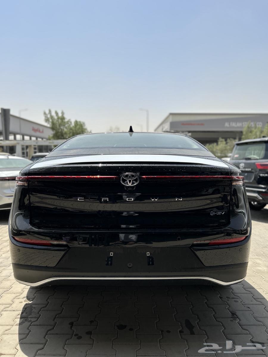 تويوتا كراون 2.4 هايبرد 2026 برستيج 151700 شامل الضريبة64554969993858114