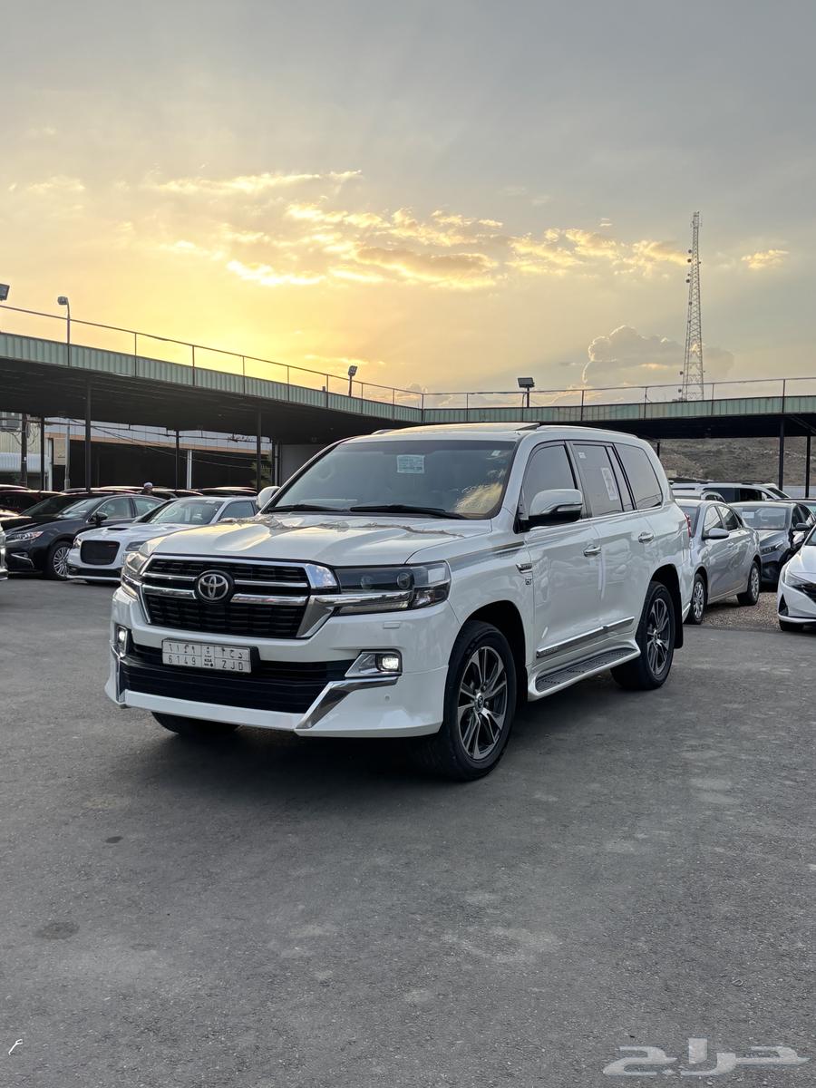 Toyota Land Cruiser 201763618253662721112