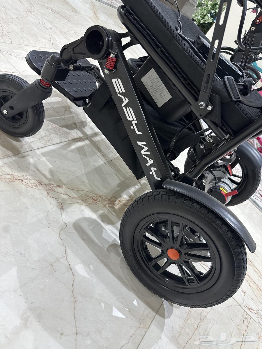 كرسي متحرك كهربائي جديد للبيع64403251172355114