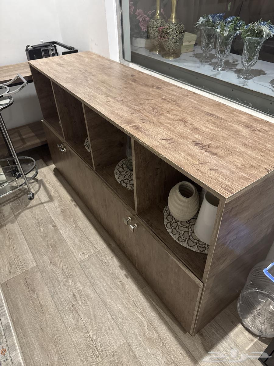 طاولة للبيع64404388808706110