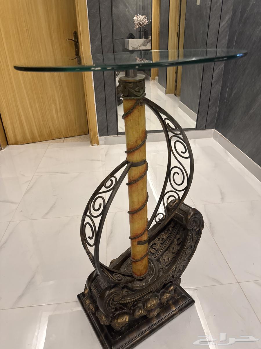 طاولة زاويه نظيفه للبيع64403958451458110