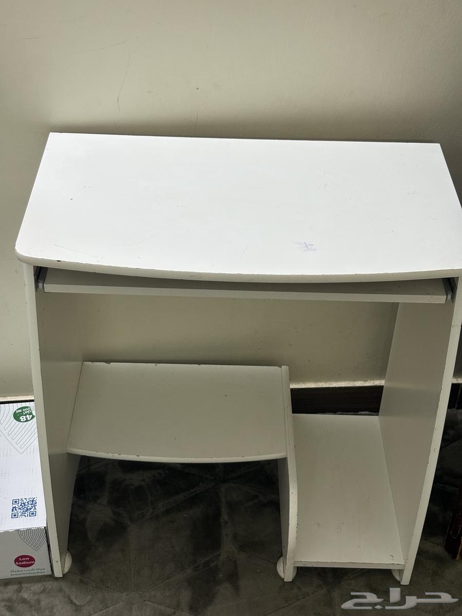 طاوله مكتبية للبيع مستعجل64404680771842110