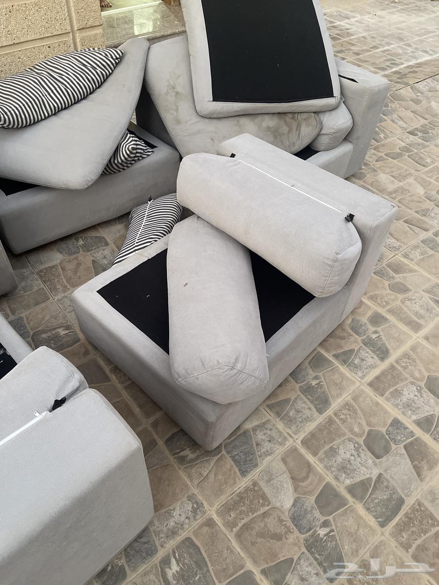 كنب يحتاج له فقط تنضيف من شركه السعر من 1600 اعلى سومه64402489476481110