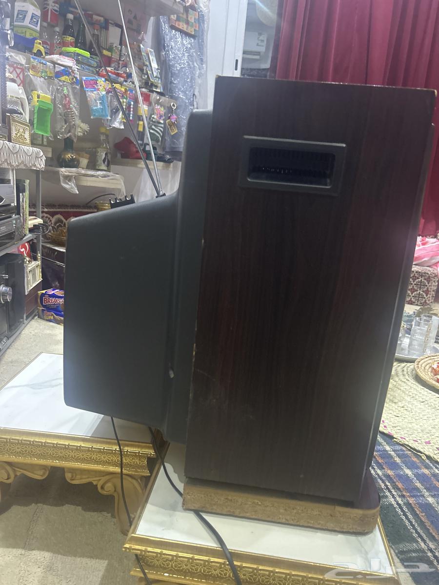 تلفزيون قديم64404111431937112