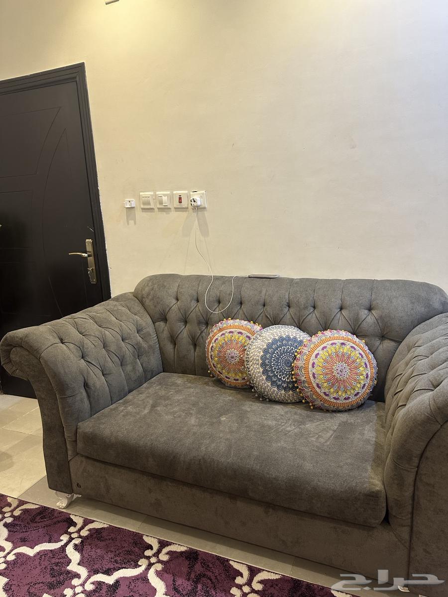 كنب نظيف جدا للبيع السعر 800 ريال قابل للتفاوض البسيط64403268738690112