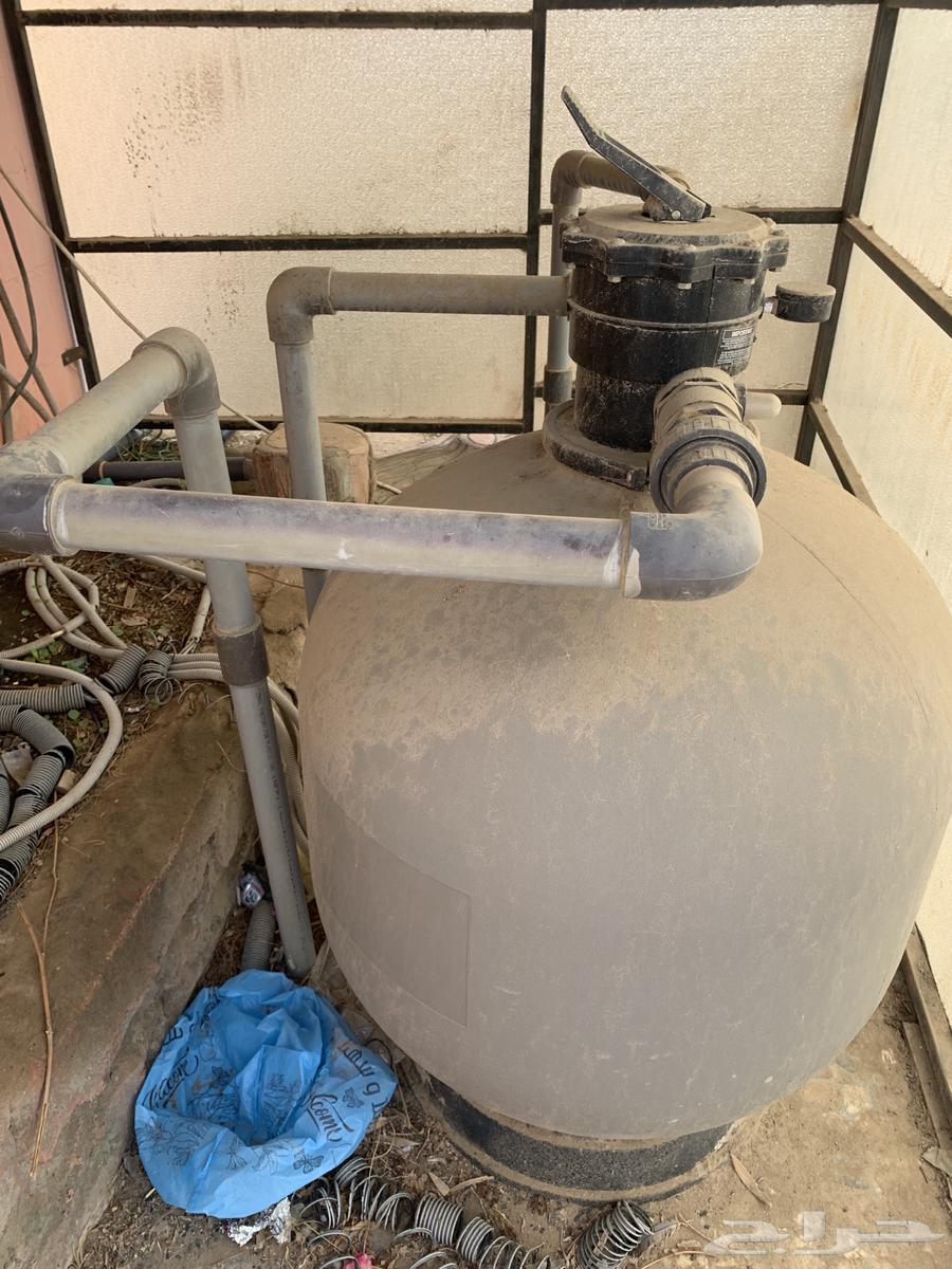 Selling a 4x8 pool with filters64402161709826111