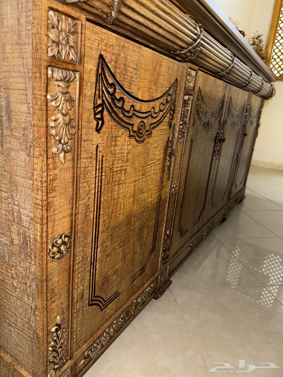 Dining table, cabinet, table with mirror64404000162049112