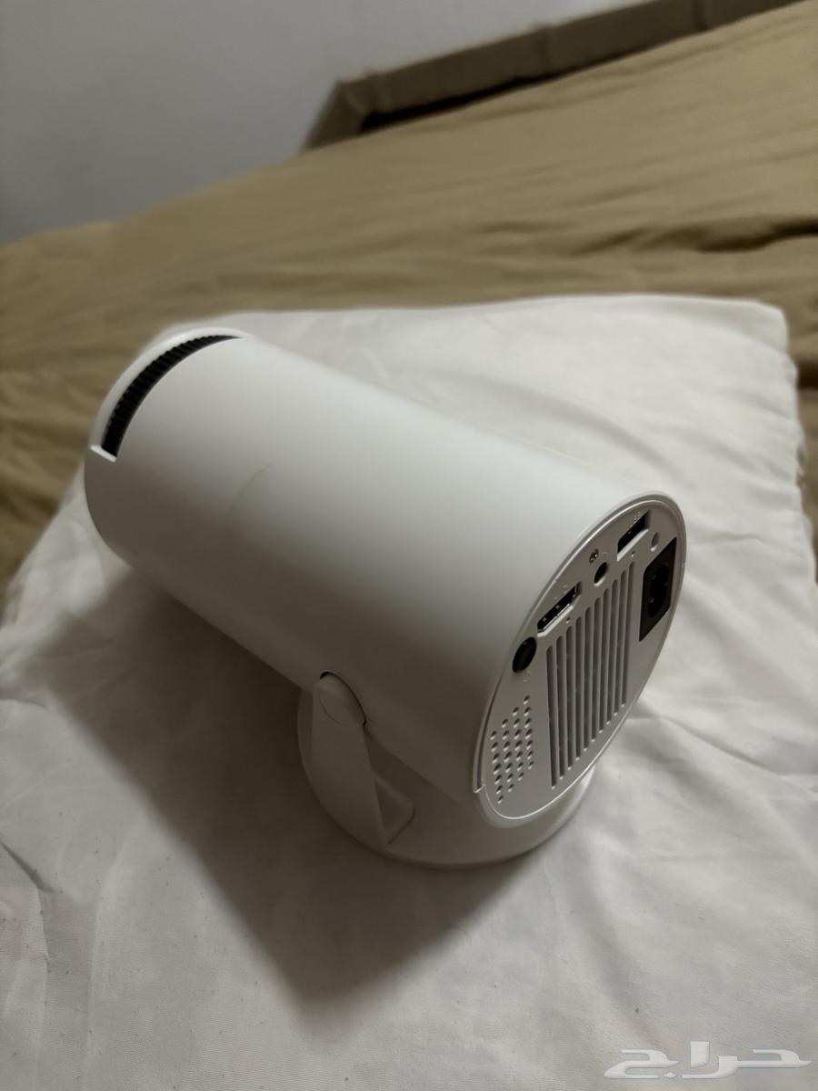 بروجكتر للبيع جيده جدن الجهاز شريتو350 وجاني فيه 150وحدي20064404625275651110