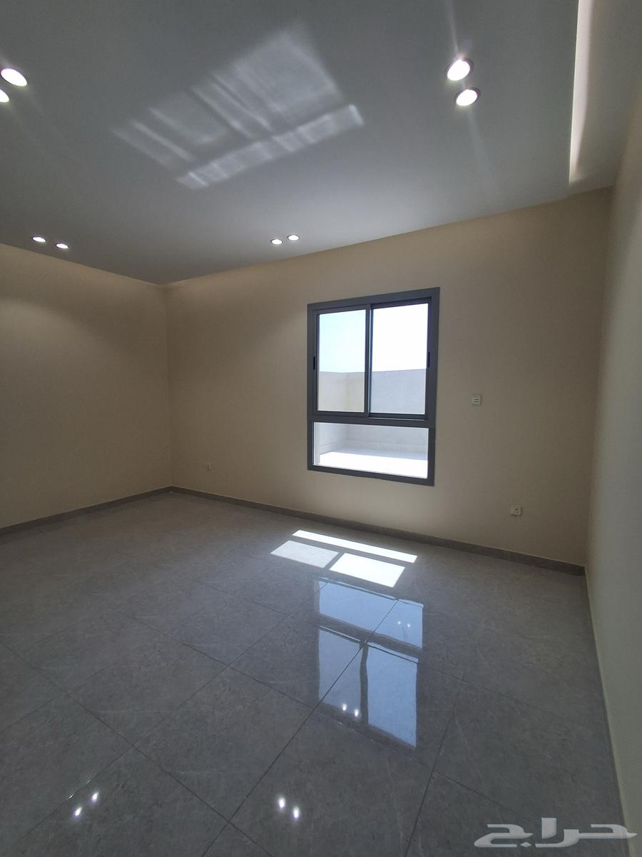 Annual rental rooftop villa in Al Muraykh63614100692097111