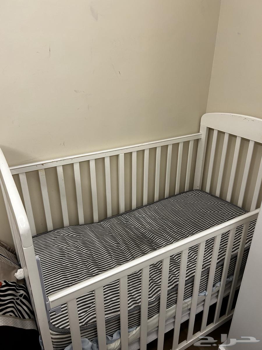 Children's Table and Chair Set64402595177474114