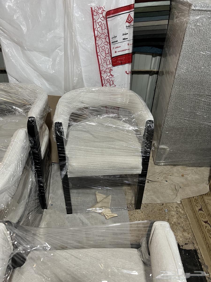 Upholstery of sofas, chairs, and majlis, curtains, and tailoring of sofas, majlis, and curtains63617938044673112