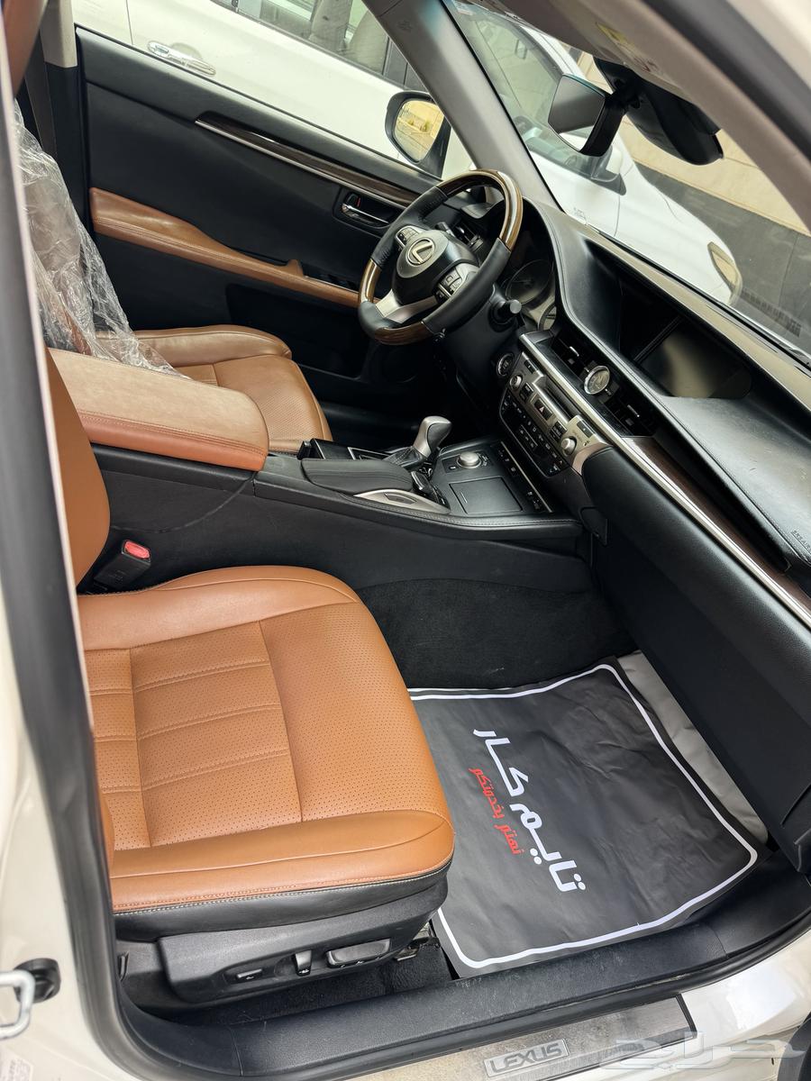 Lexus ES 201663618248580611114