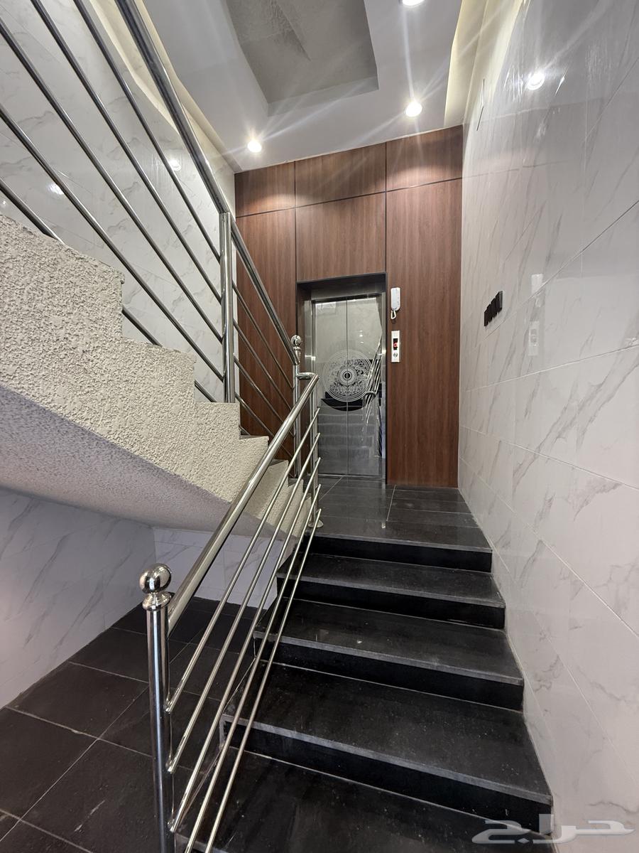 Upper-floor apartments for sale with external views, ready elevator, private roof for 540,00063614097235586114