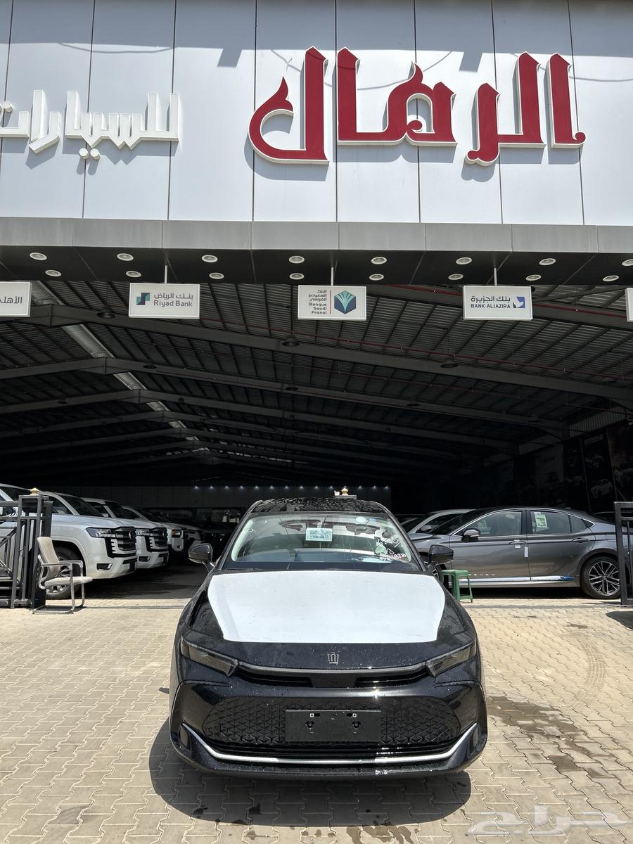 تويوتا كراون 2.4 هايبرد 2026 برستيج 151700 شامل الضريبة64554969993858110
