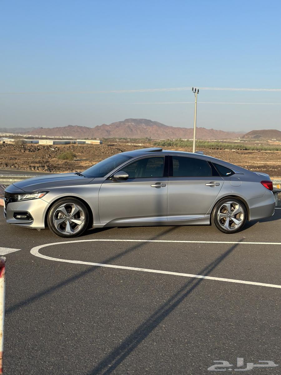 هوندا أكورد 201864558517026051113