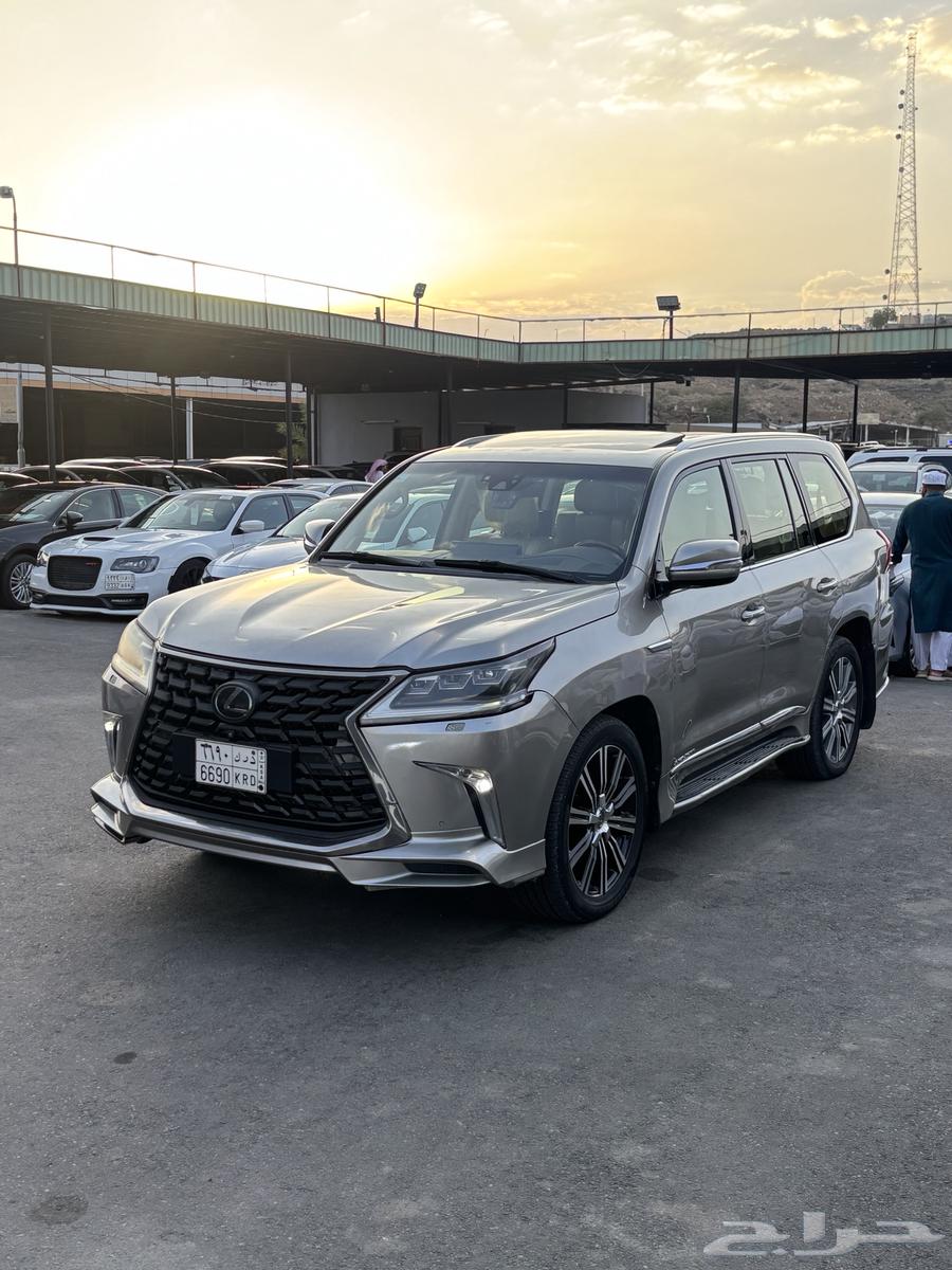 Lexus LX570 201863618254029826111