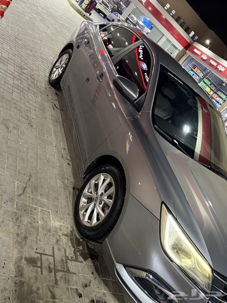 MG 5 Model 202163618156096898113