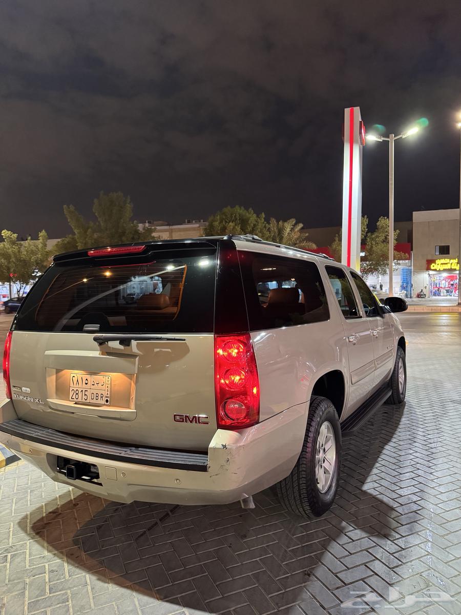 GMC Yukon Double Cab Model 200963618256038147112