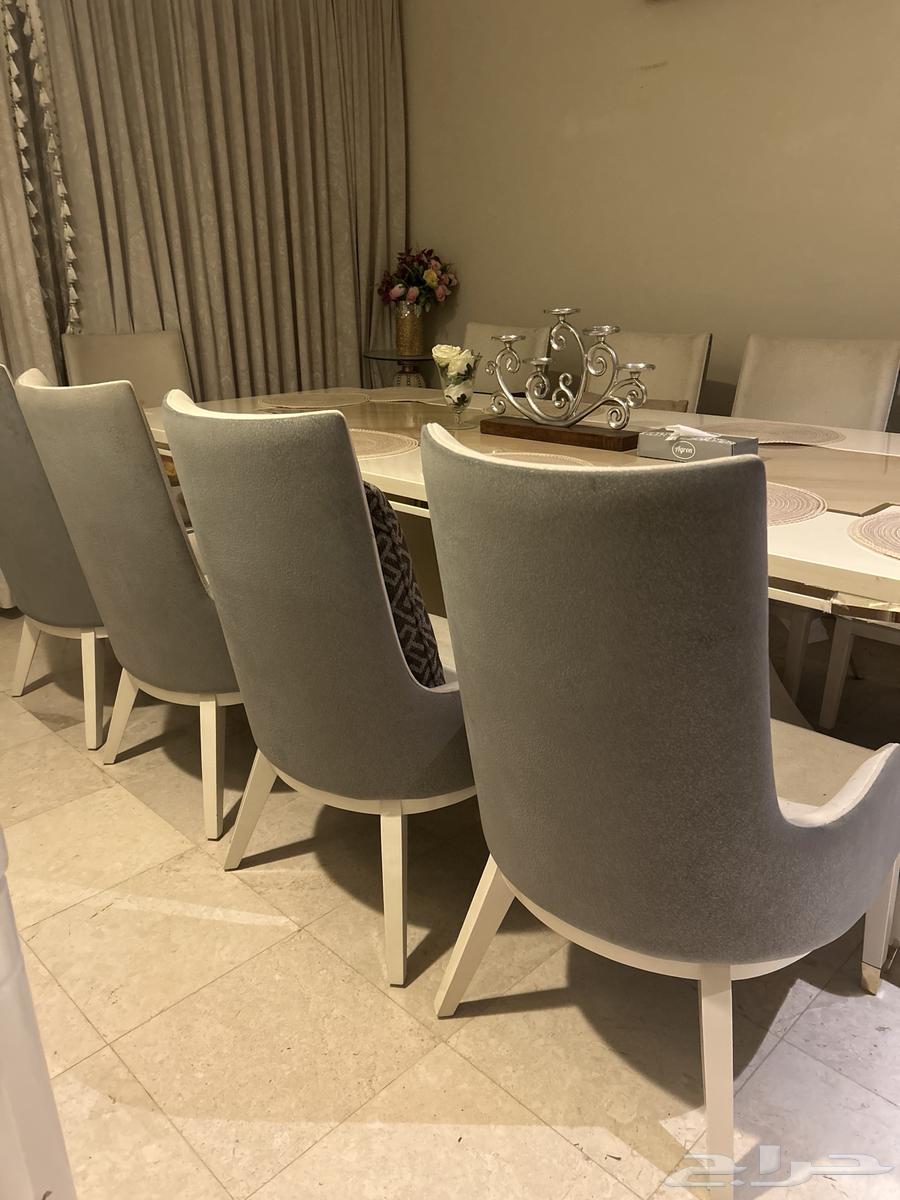 Dining table with 10 chairs for sale64403986343298113