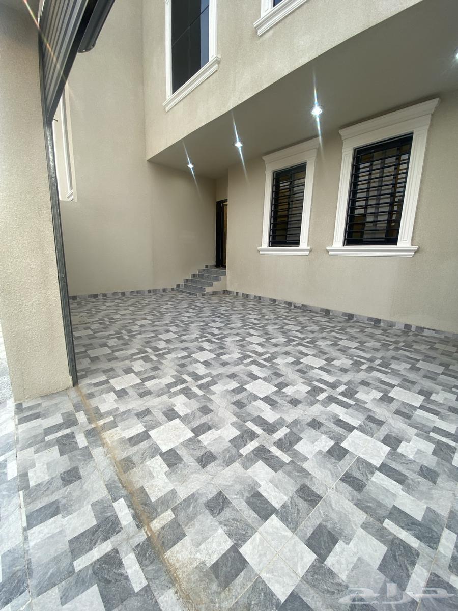 للبيع شقة دورارضي مع بايكة سيارة مساحة كبيرةبالمحاله 570الف63614099430401114