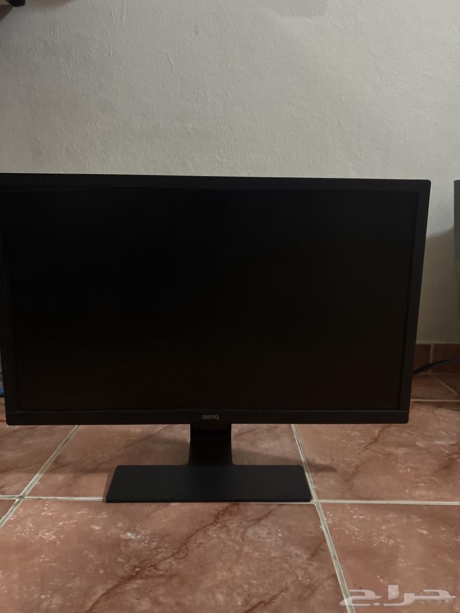 شاشه نظيفه جدا ولا فيه أي خدش بس 100 ريال و الشاشه مافيه صوت64401952895106110