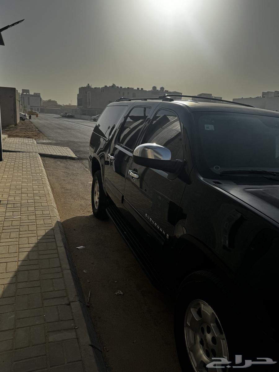Chevrolet Suburban for sale, black color, double motors 200963618264244993113