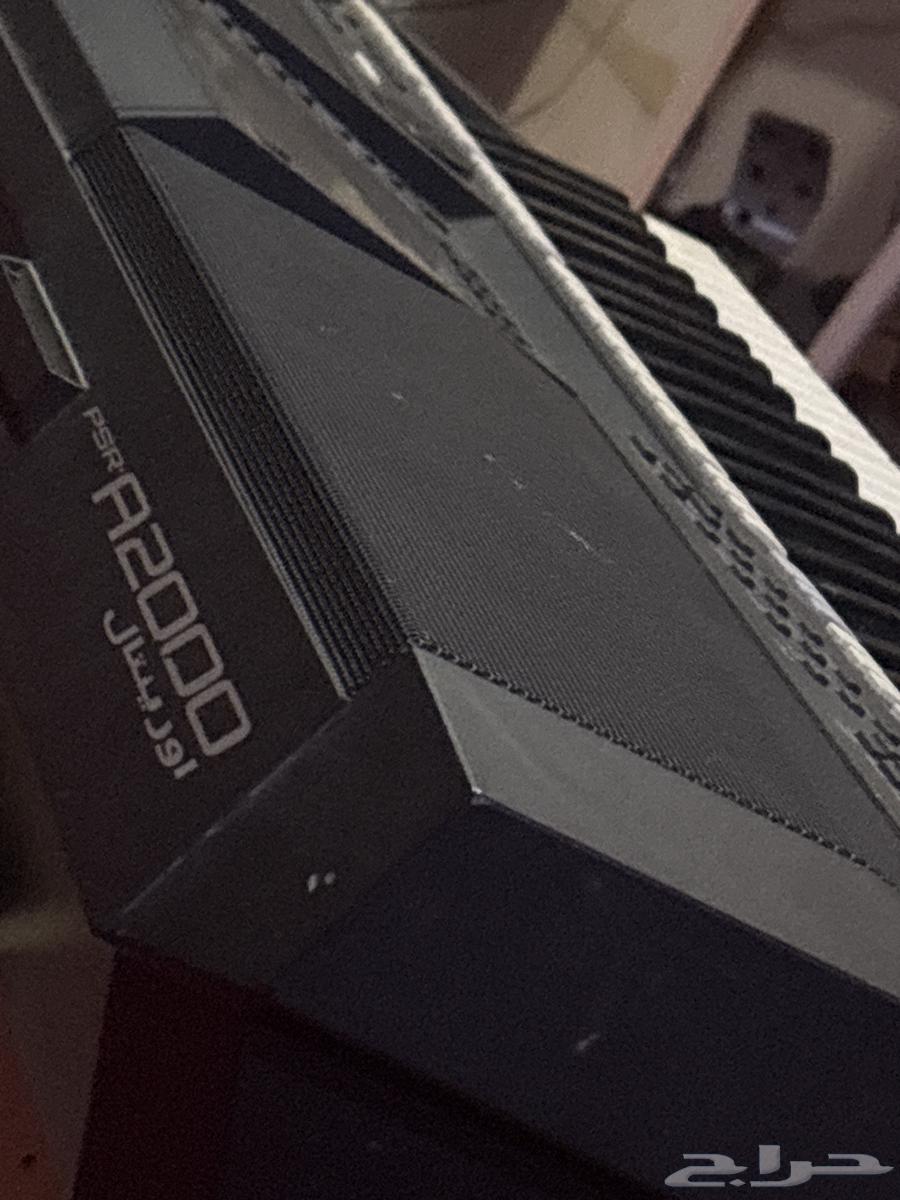 Oraq Yimaha 2000 very very clean with bag and power cable64404806023809110