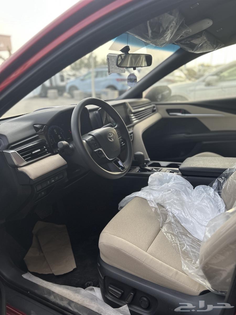 تويوتا كامري E استاندر بنزين احمر 104000 شامل الضريبة64554676820099114