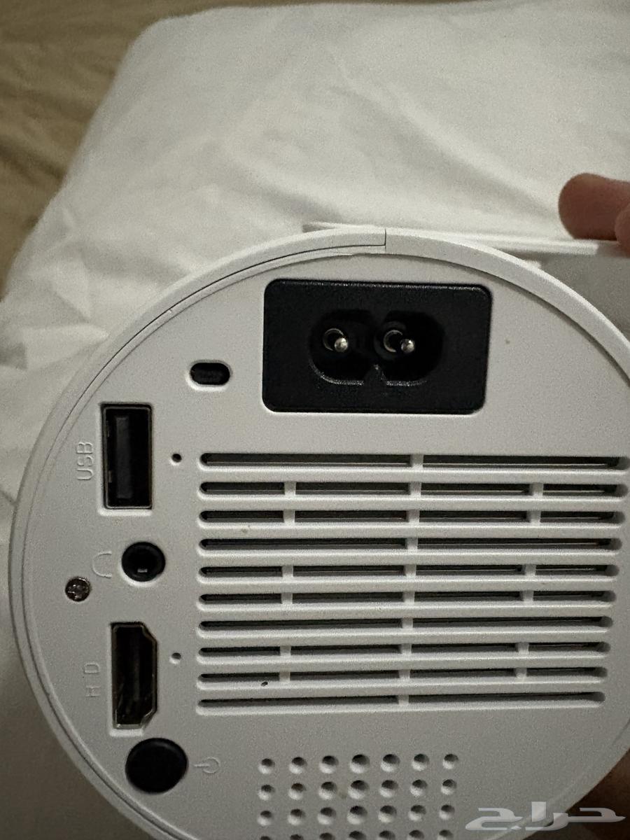 بروجكتر للبيع جيده جدن الجهاز شريتو350 وجاني فيه 150وحدي20064404625275651114