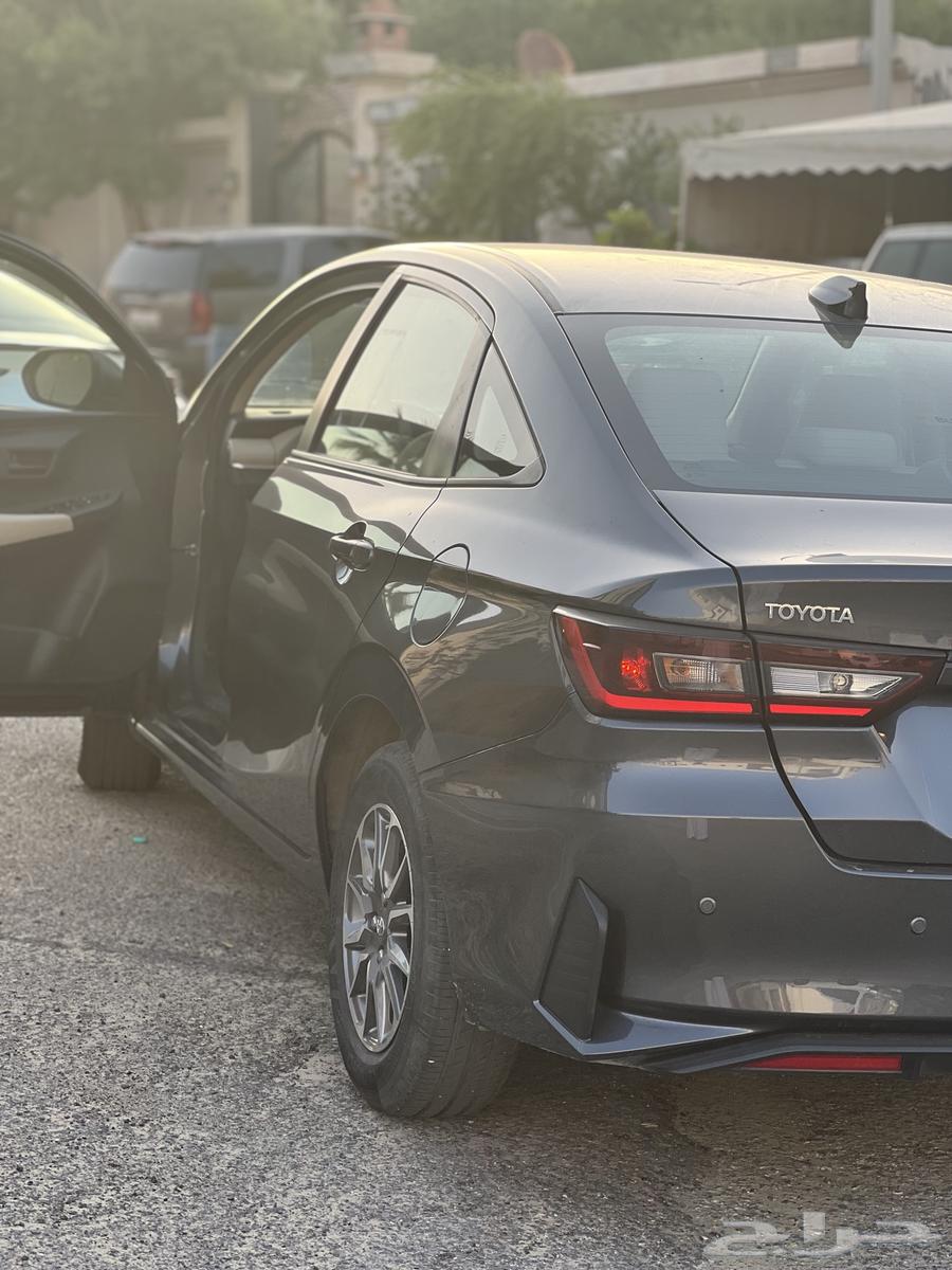 Yaris 2023 Titanium Color64553086742401112