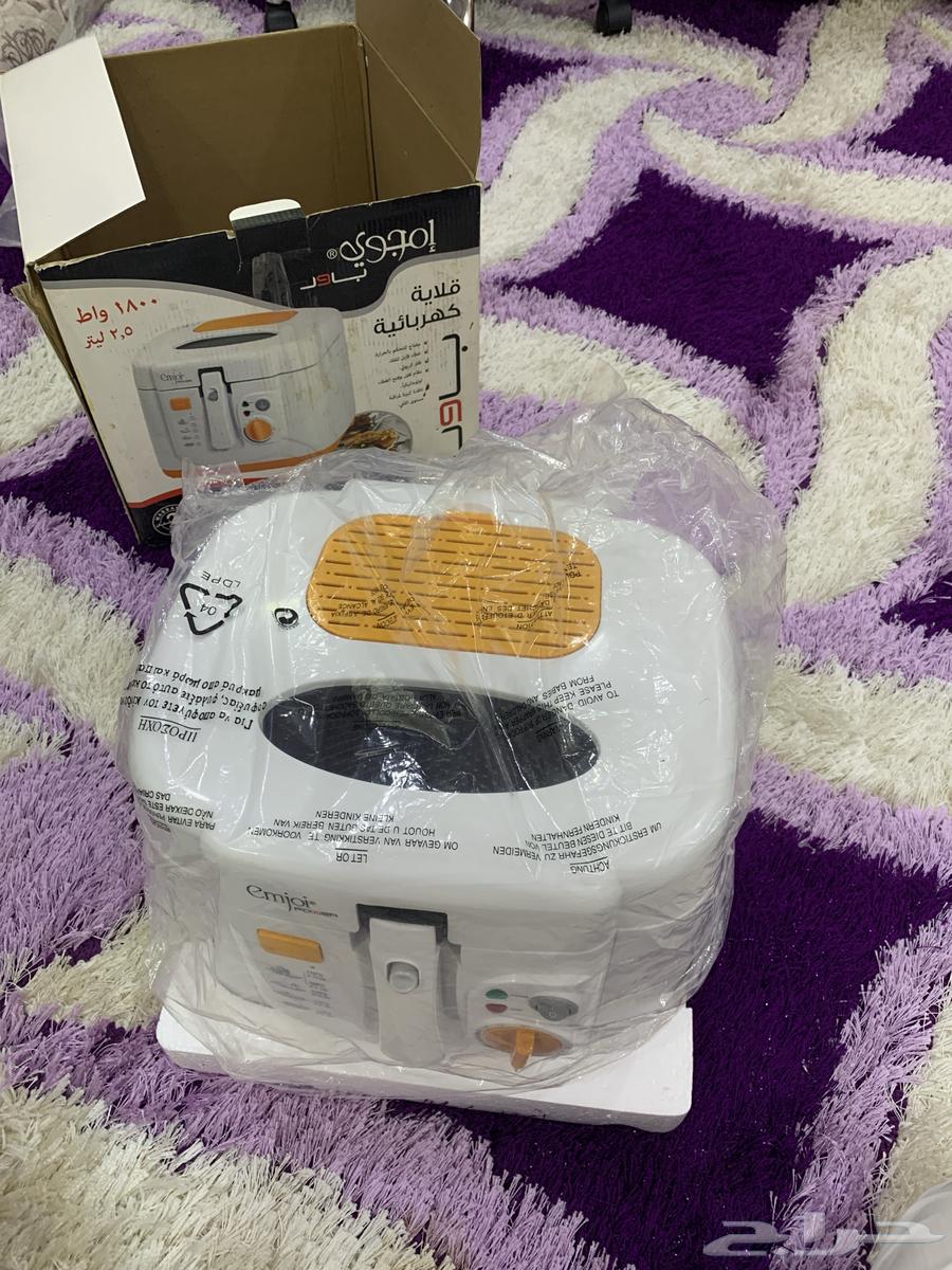 قلايه كهربائيه 1800 واط 2 لتر ونص 250 وقابل للتفوض64403633455874110