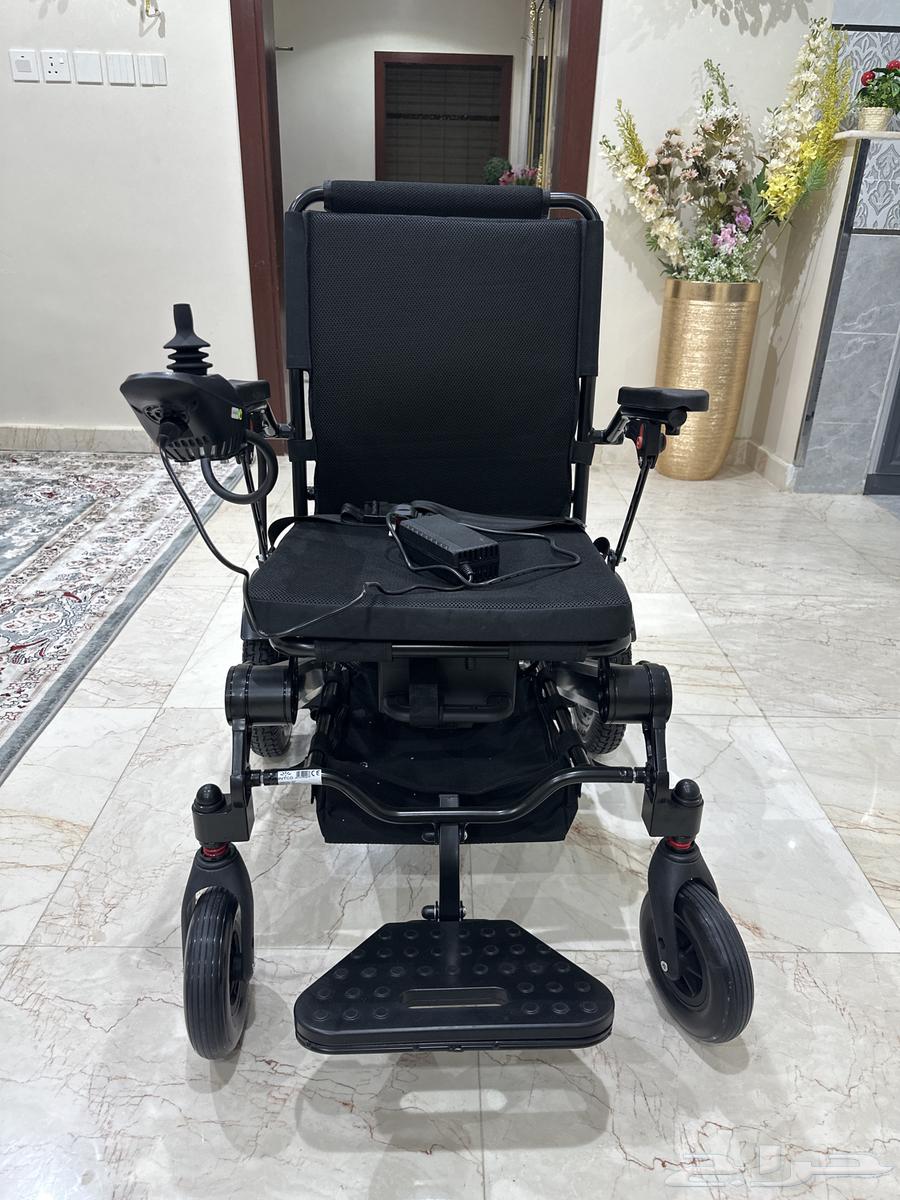 كرسي متحرك كهربائي جديد للبيع64403251172355110