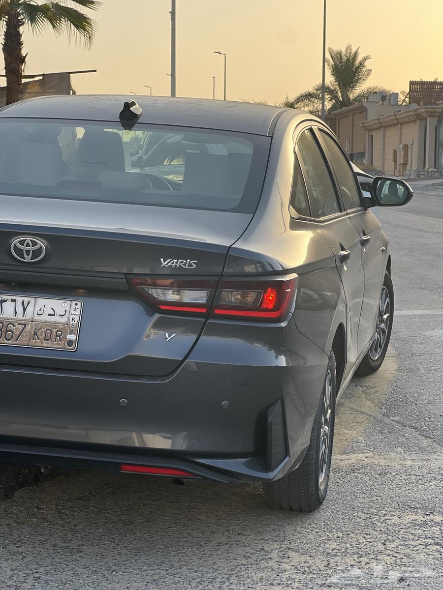 Yaris 2023 Titanium Color64553086742401113