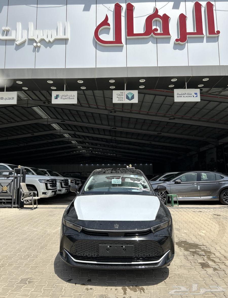 تويوتا كراون 2.4 هايبرد 2026 برستيج 151700 شامل الضريبة64554969993858111