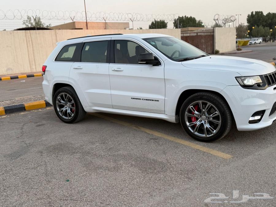 للبيع شروكي 2014 SRT نظيف63618152408322112