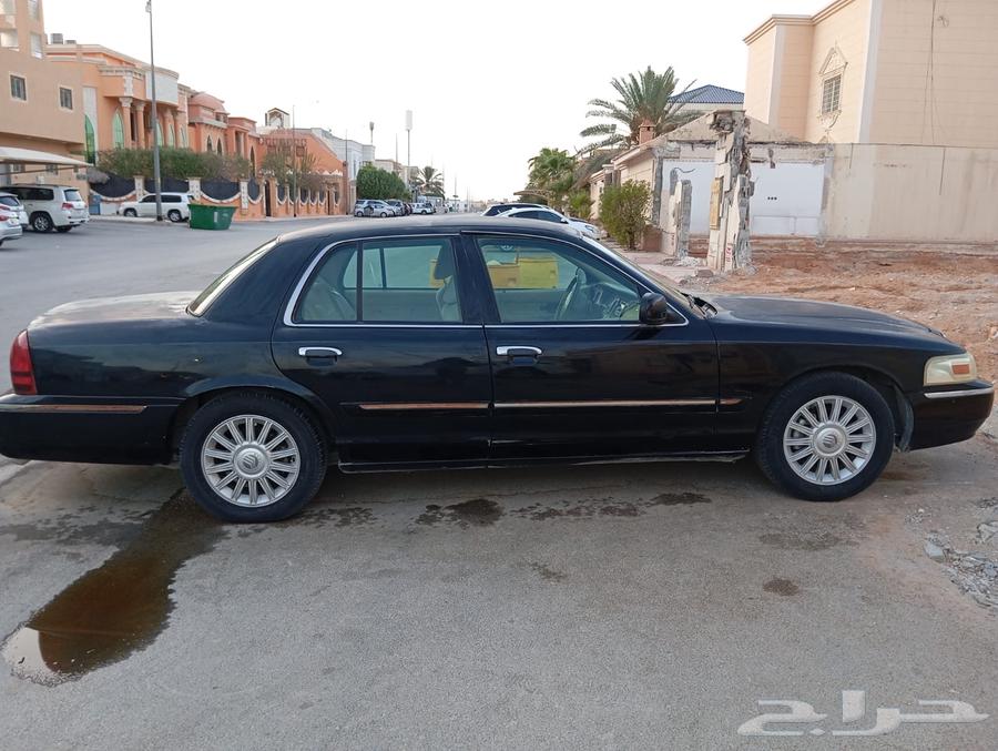 للبيع فورد قراند ماركيز 2008 مع لوحة مميزة64558433408385114