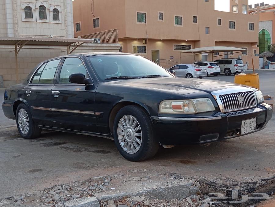 للبيع فورد قراند ماركيز 2008 مع لوحة مميزة64558433408385112