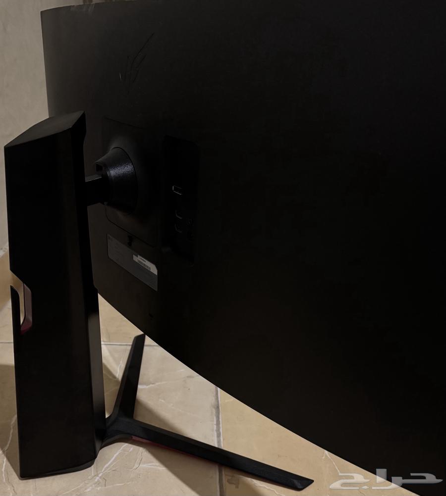 شاشة pc 4K منحنية64404542210179112