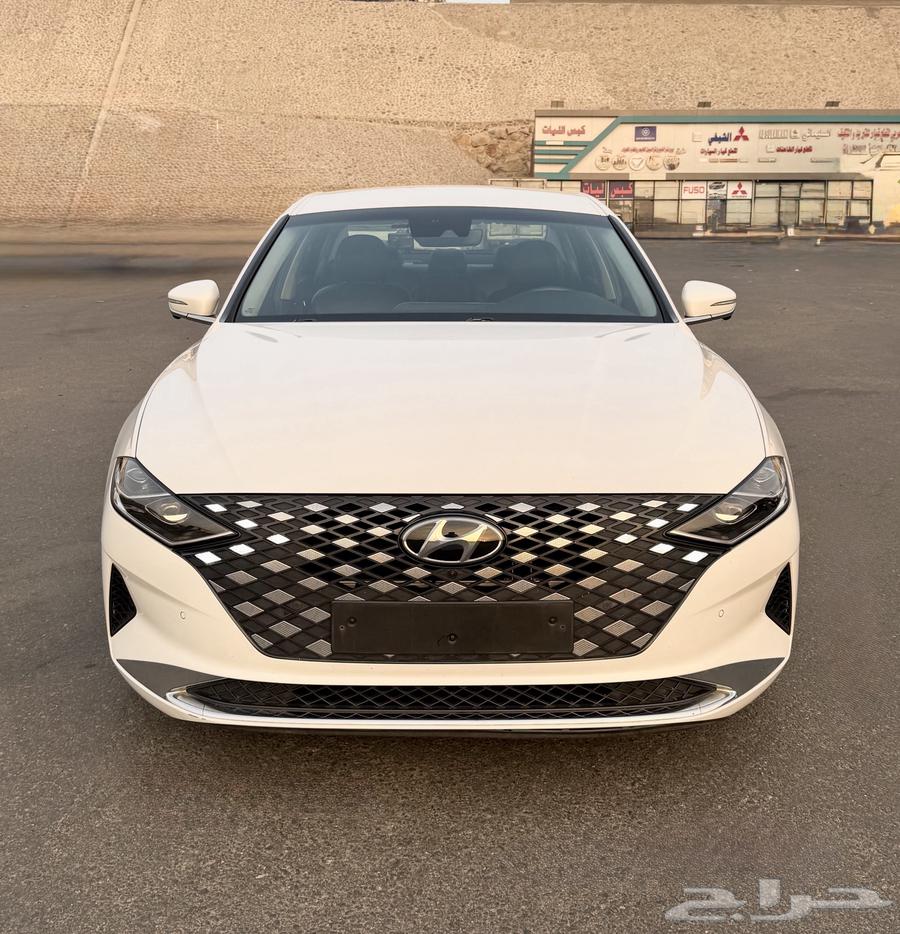 ازيرا 2020 - 4 سلندر اعلا مواصفات بدون بنورما نضيفه للبيع63618250975233111