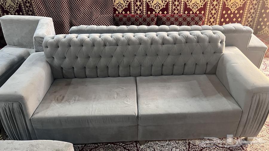Used sofa for those in need64401925217794112