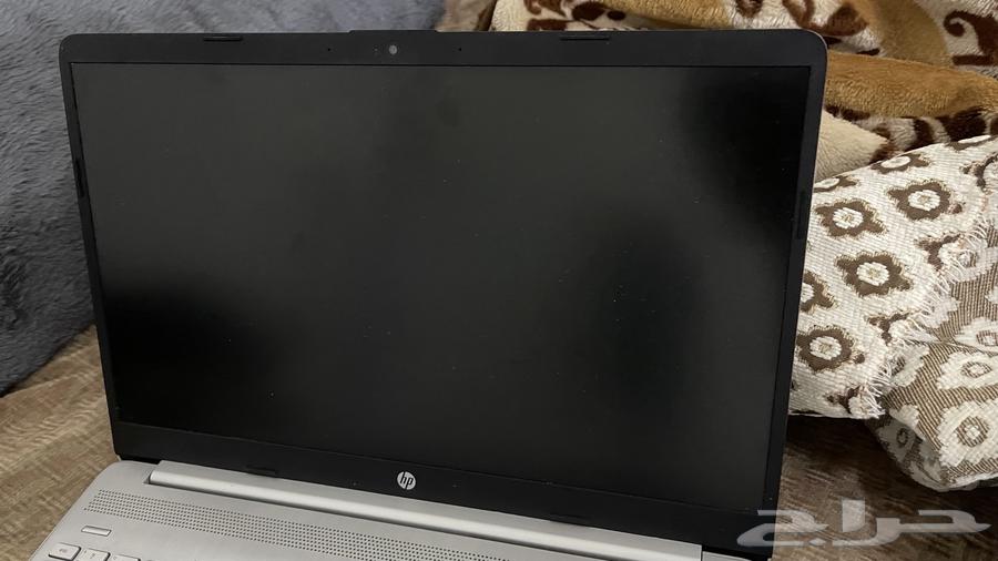 لاب توب اتش بي hp موديل 2017 شبه جديد مع الكابل تبعه فقط64403053961217112