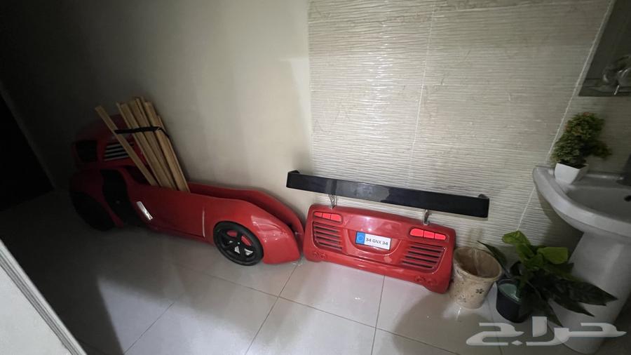 سرير أطفال شكل سيارة لون احمر64404125707010111