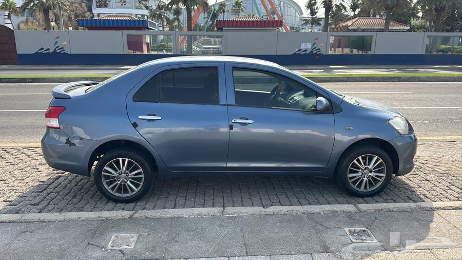 Yaris 201163618159770113112