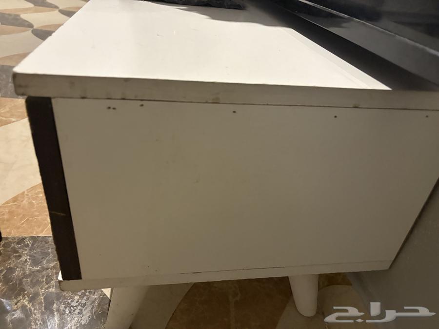 طاوله تليفزيون64401550740739112