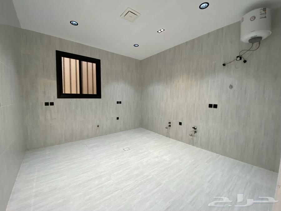 روف علوي مع ملحق بدرج داخلي تشطيب VIP63614100205571112