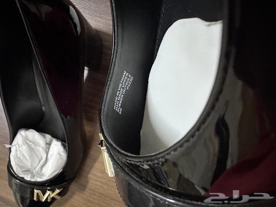 ماركة مايكل كورس اصلي 100  نسائي مقاس4164404680711427112