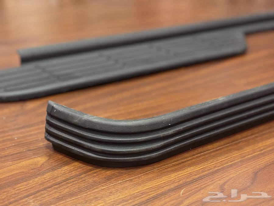 ربلات الصدام الخلفي الوسط واليمين واليسار تايون قديم64553595282305113